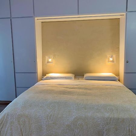 Residence Villa Alba Room Nr 221 Gardone Riviera Bagian luar foto