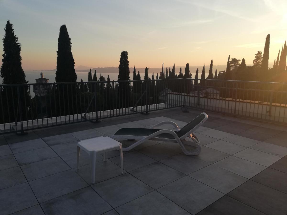 Residence Villa Alba Room Nr 221 Gardone Riviera Bagian luar foto